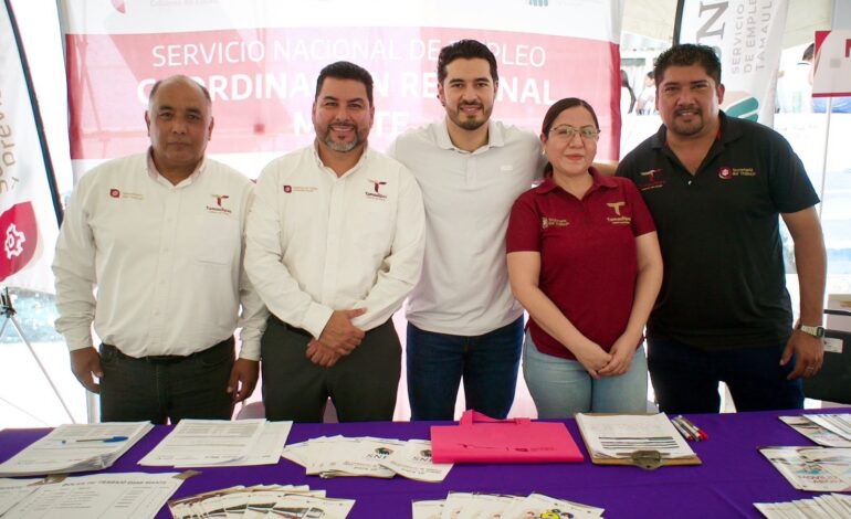 Acerca STPS oportunidades de empleo y movilidad laboral a habitantes de Nuevo Morelos